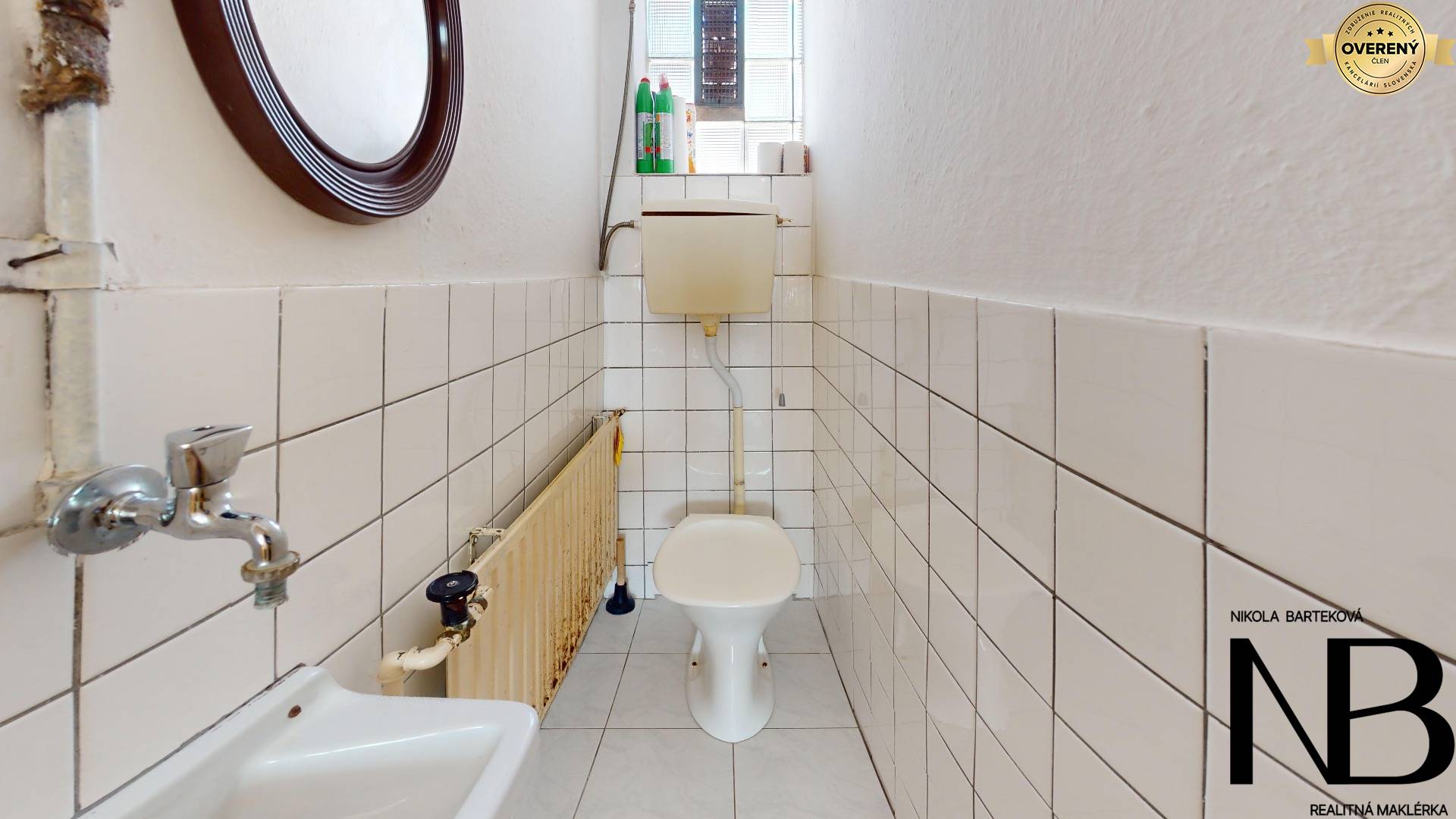 Dvorec-30-Bathroom 1.jpg