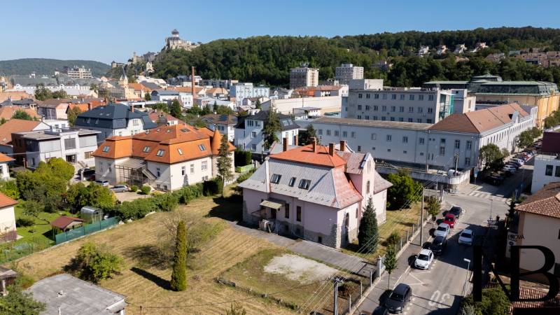 vila drony-2.jpg