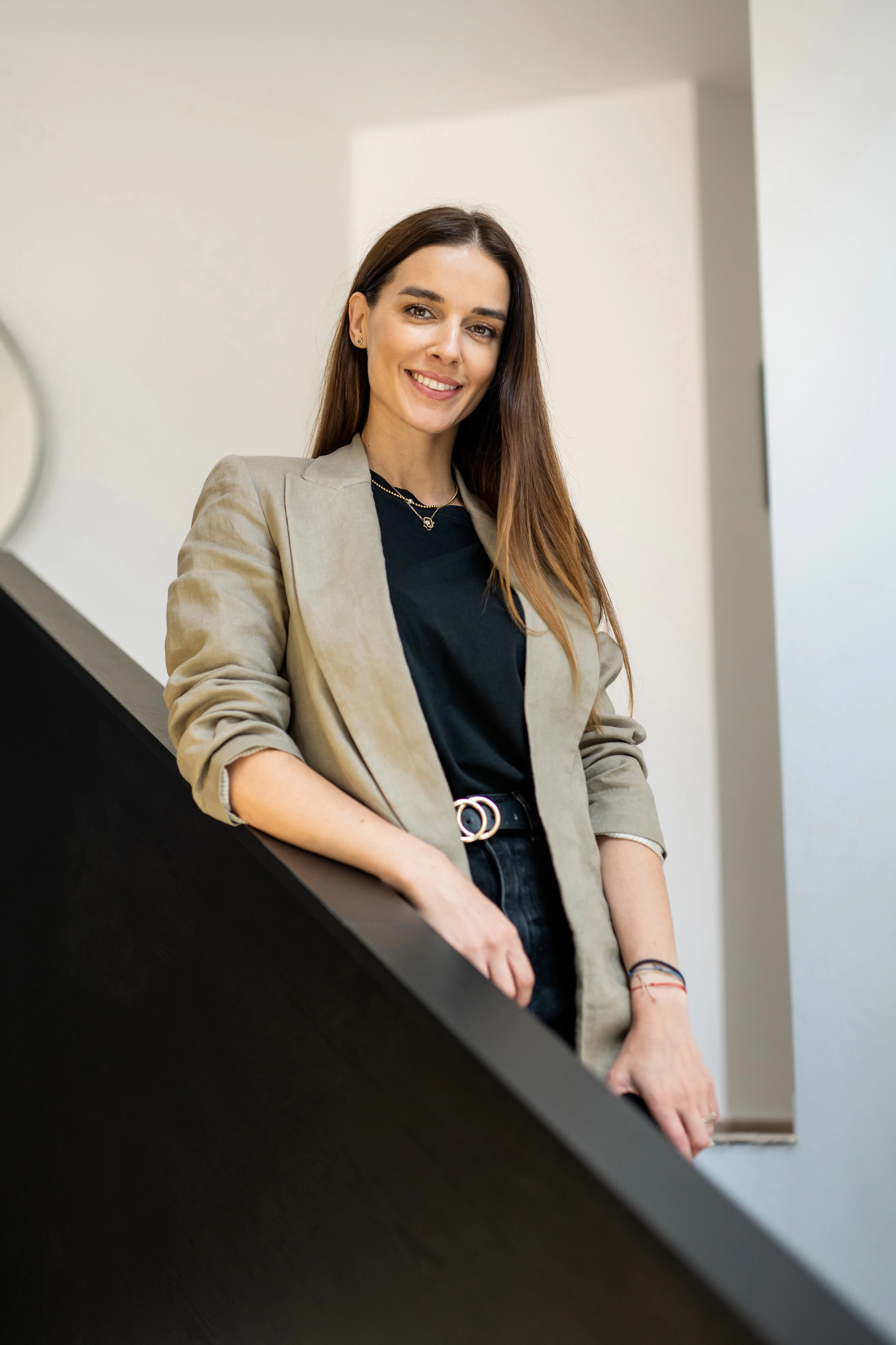 Nikola Barteková, realitná maklérka